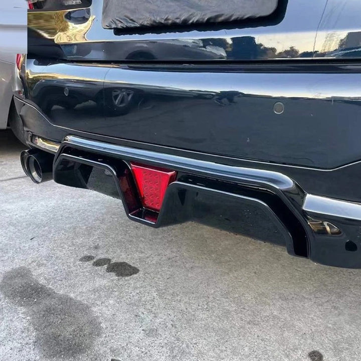 Car Craft Compatible With Bmw 5 Series G30 G38 F90 2018-2023 M Sport M5 Rear Bumper Lip Diffuser Skirt F1 M5 Style With Led Light G30/38-040/041 Gloss Black