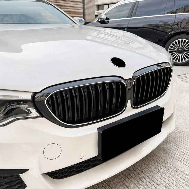 Car Craft Compatible With Bmw 5 Series G30 2017-2020 Front Bumper Show Mesh Grill Dual Line Bar Illuminated Led Light Zst-1463 Led Dual Glossy Black - CAR CRAFT INDIA