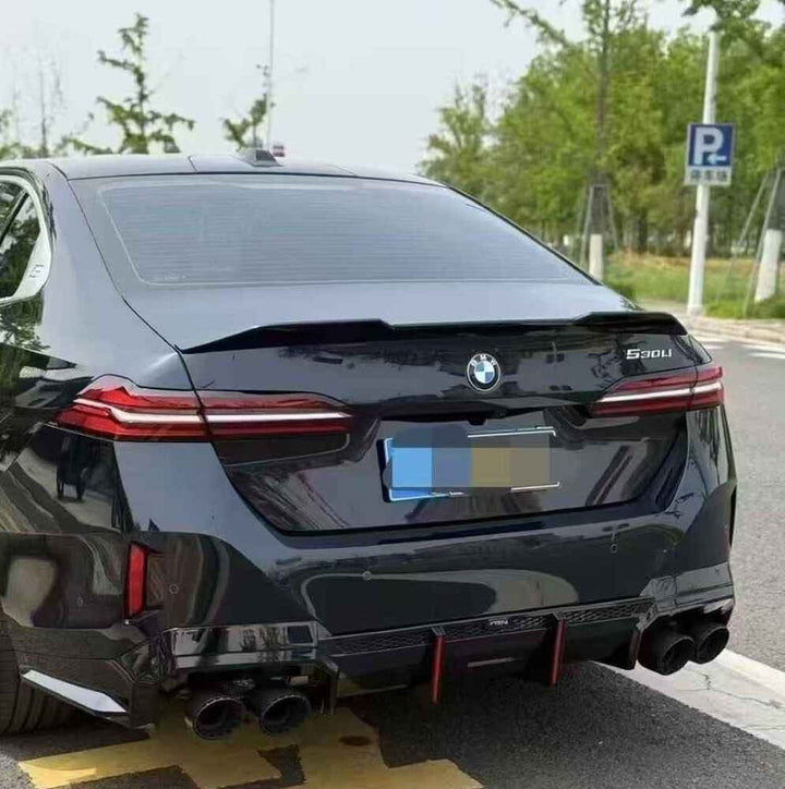 Car Craft Compatible With Bmw 5 Series G60 2024+ Trunk Wing Boot Lip Spoiler Trim Skirts V Ten Vten Style - CAR CRAFT INDIA