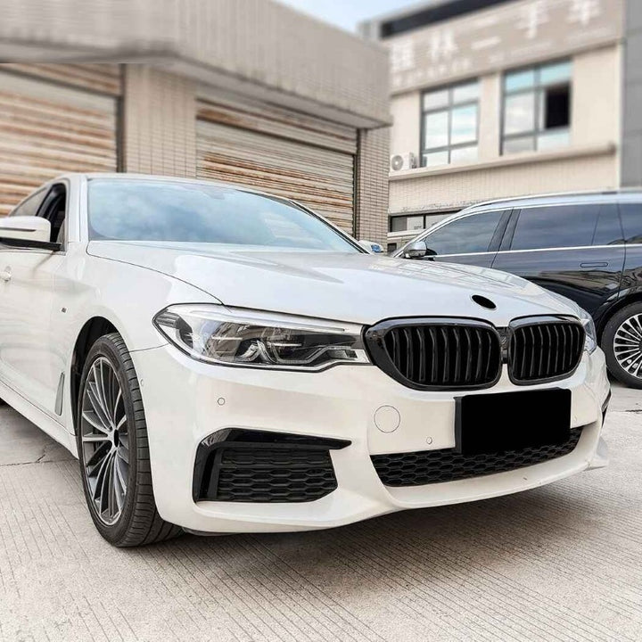 Car Craft Compatible With Bmw 5 Series G30 2017-2020 Front Bumper Show Mesh Grill Single Line Bar Zst-1463 Single Glossy Black - CAR CRAFT INDIA