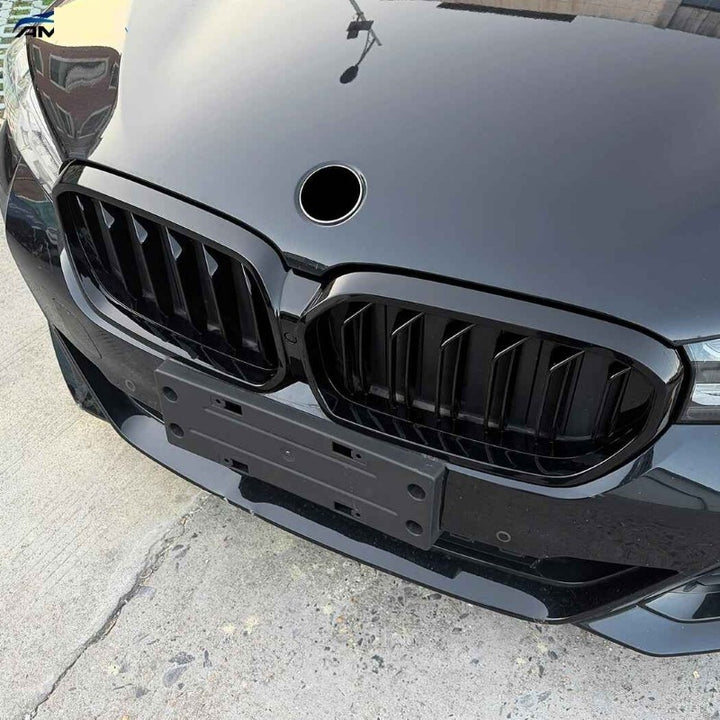Car Craft Compatible With Bmw 5 Series G30 Lci 2021-2024 Front Bumper Show Mesh Grill Single Line Bar Zst-1464 Single Glossy Black - CAR CRAFT INDIA