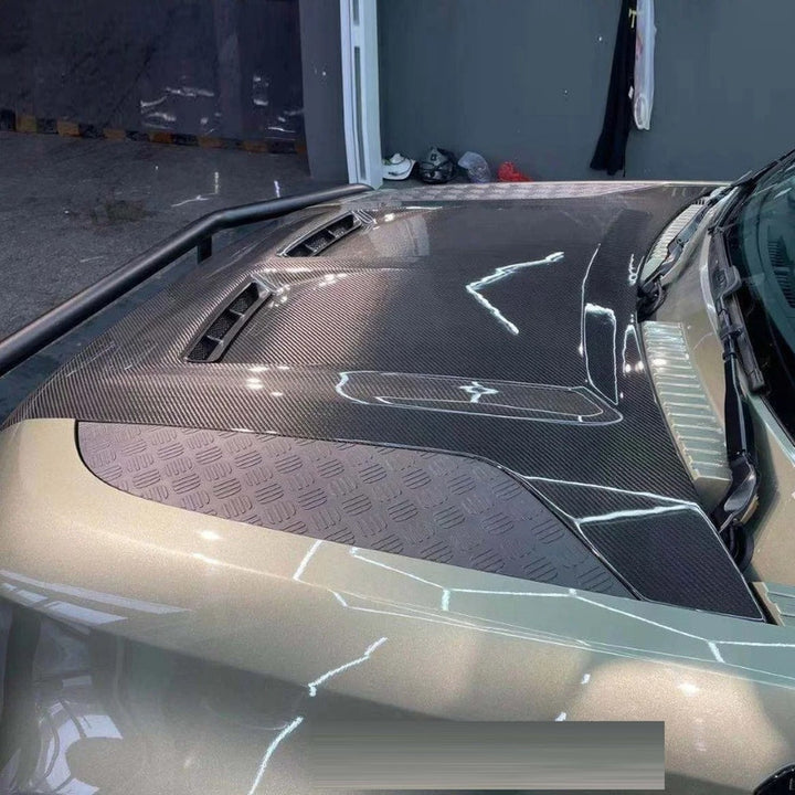 Car Craft Compatible With Range Land Rover Defender 90 110 130 L663 Lr129997 2020+ Front Hood Bonnet Carbon Fiber - CAR CRAFT INDIA