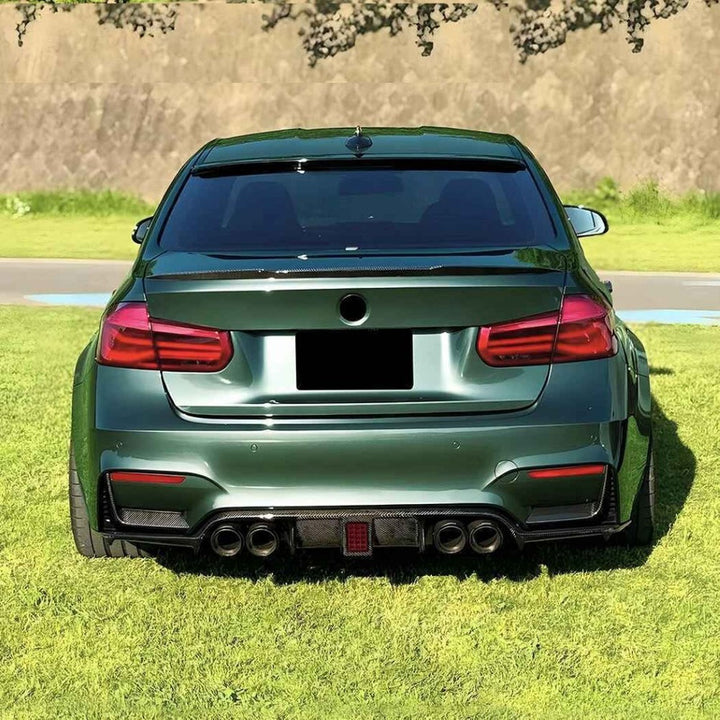 Car Craft Compatible With Bmw M3 M4 F80 F81 F82 F83 2014-2019 Rear Bumper After Lip Diffuser Trim Skirt F1 Style Led Zst-1302 Gb Led Glossy Black