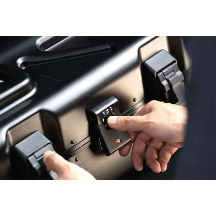 Car Craft Compatible With Range Land Rover Defender 2020-2025 Plumb M-one 20" Luggage Travel Luggage Trolley Case Suitcase Aluminum With Silent Universal Wheel Plumb-020 - CAR CRAFT INDIA