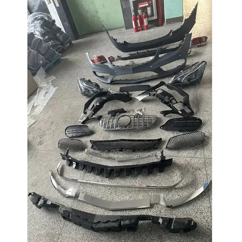 Auto Front and Rear Bumper Grille Body Kits for Mercedes