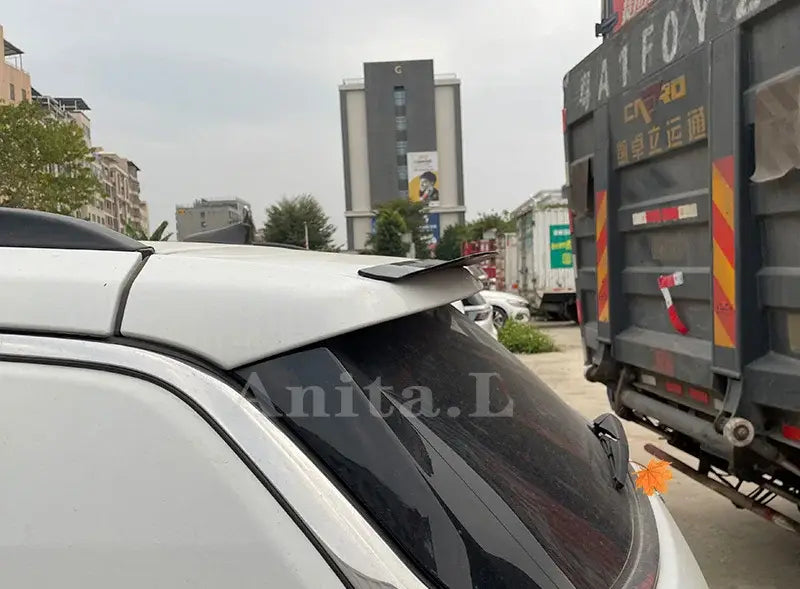 Glossy Black/Carbon Fiber Look M Style Rear Trunk Spoiler