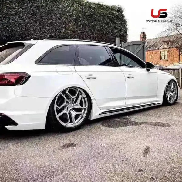 High Quality Auto Parts Side Bar for Audi A4L B9 Upgrade to RS4 Side Skirt PP Material 2017-2019