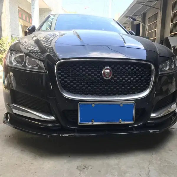 High Quality Carbon Fiber or ABS Material Front Bumper Chin Lip Spoiler for Jaguar XF 2016 2017 2018 Tuning Parts