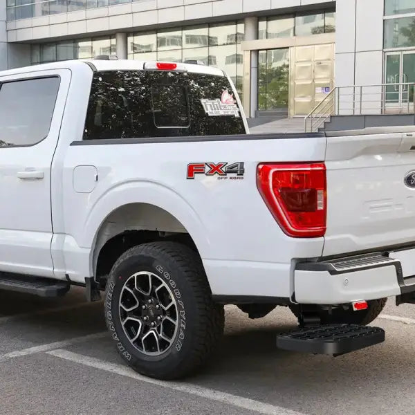 High Quality Off-Road Retractable Trunk Tailgate Step 4X4 Pickup Exterior Tailgate Bed Step for Ford F150