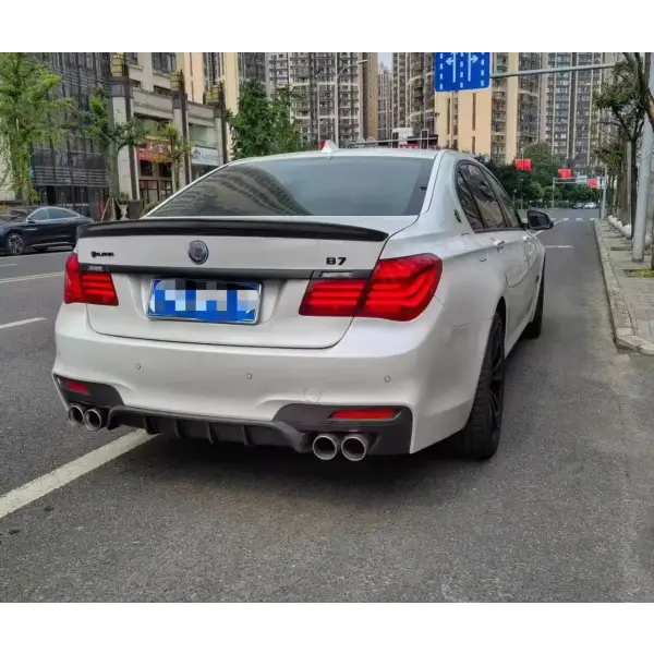 PD Style Body Kit for Bmw Series 7 F01 F02 Front Bumper Lip Rear Diffuser Side Skirts Car Body Kit