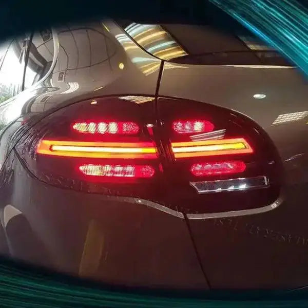 Porsche Cayenne Tail Lights 2011-2014 Cayenne LED Tail lamp